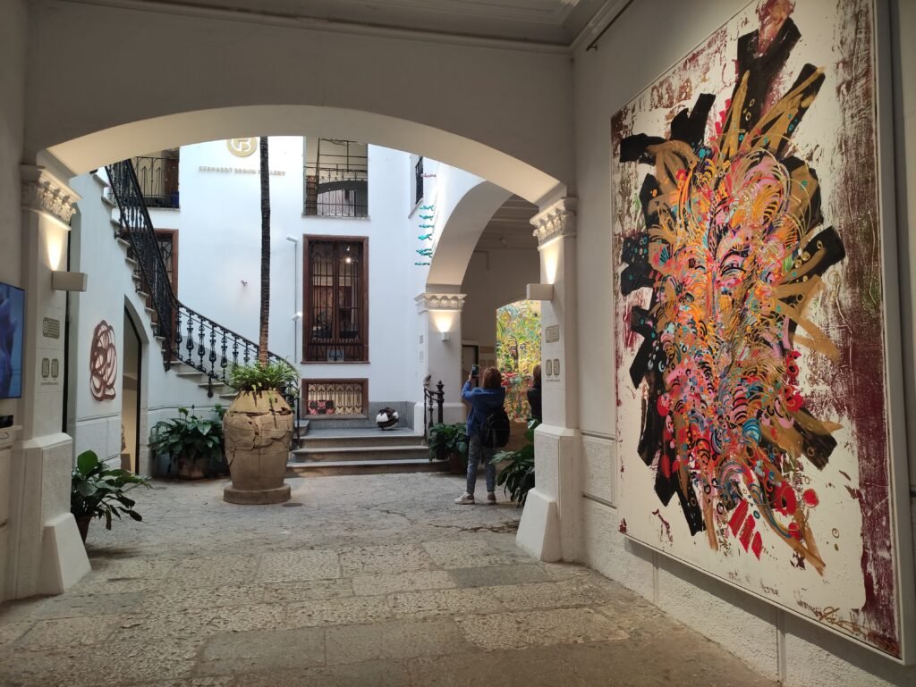 Arte y jardines ocultos en el corazón de la ciudad para vivir la primavera en Palma